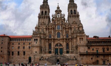 Santiago de Compostela Travel Guide